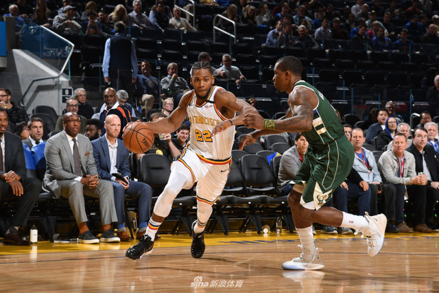 森纳在每一 森纳在每一