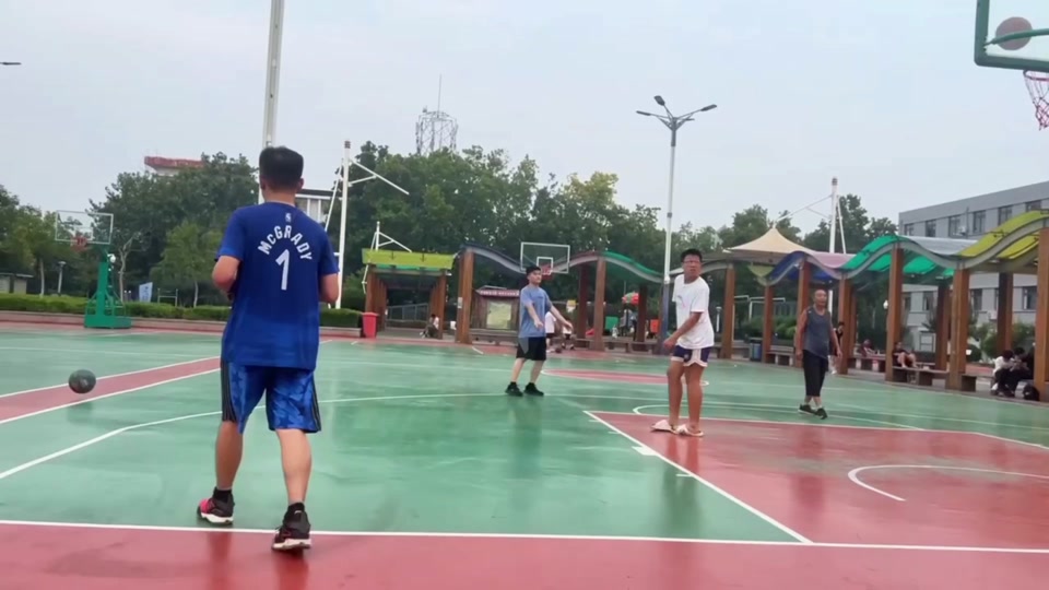 持球人不急 持球人不急